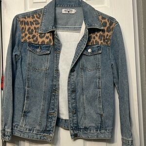Crazy train leopard denim jacket small